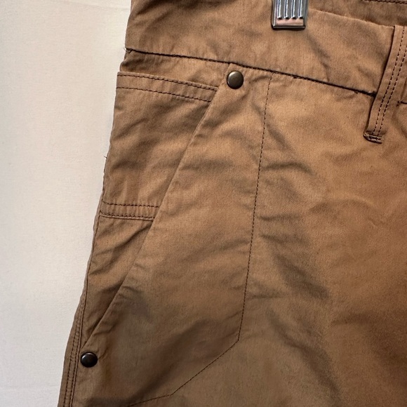 Arc'teryx Size 36 Men's Palisade Shorts Light Brown Trim Fit 10.5” Inseam - Picture 3 of 10